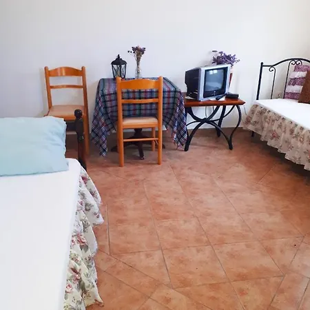 Agkyra * Ándros