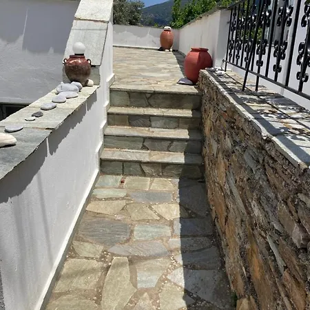 Apartment Agkyra Aladhinon