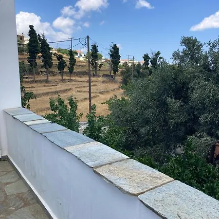 Agkyra Apartment *